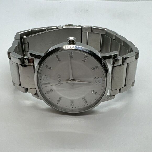DKNY NY8160 Women's Silver Stainless Steel Analog Dial Quartz Wrist Watch JNA274 - Picture 5 of 11